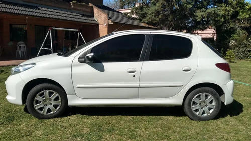 Peugeot 207 Modelo 2016 - Unico Dueño