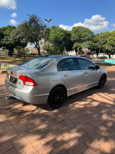 Honda Civic 1.8 LXL 16V FLEX 4P AUTOMÁTICO