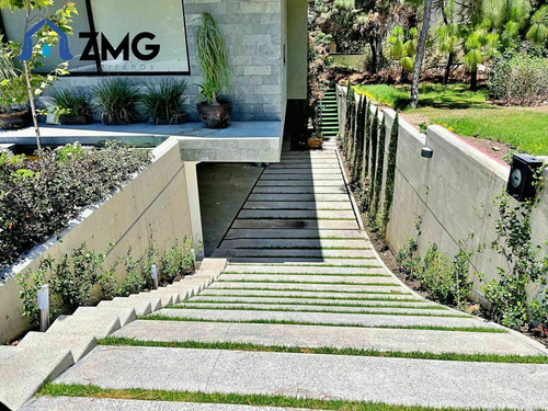 Residencia De Lujo En El Cielo Colinda Con Green Solo Exigen