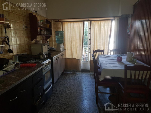 Imagen 5 de 21 de Casa Con Amplia Terraza Y Garage