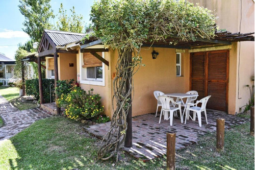 Posada En Venta - 1ero. De Diciembre 441 - Pueblo Belgrano