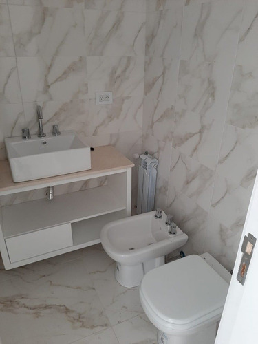 Venta Departamento 2 Ambientes Reciclado Vista Al Mar Con Dependencia
