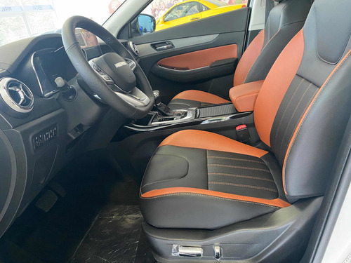 Imagen 8 de 13 de Baic X55 Honor Turbo / Martelli Automotores