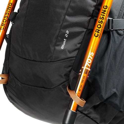 Mochila Blunt 22 Litros Negro Doite