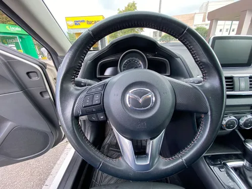 Mazda 3 2.0 Touring
