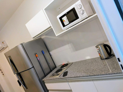 Departamento De 1 Ambiente Con Balcon Amoblado En Alquiler