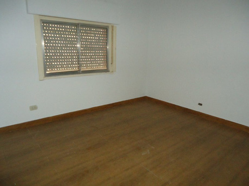 Imagen 6 de 13 de Casa Con Departamento En Venta En Ituzaingo Norte
