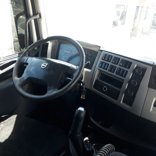 Imagem 8 de 15 de Volvo Vm 270 Euro 5