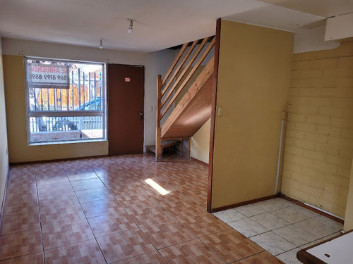 Excelente Casa, Sector Tranquilo Y Residencial