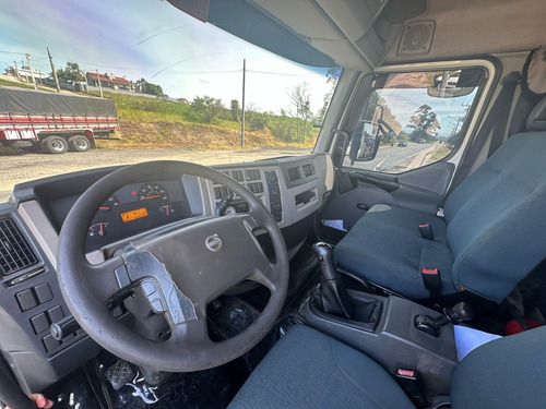 Volvo Vm 270 6x2 Caçamba