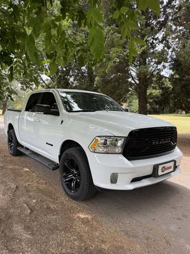 RAM 1500 5.7 Laramie Atx V8