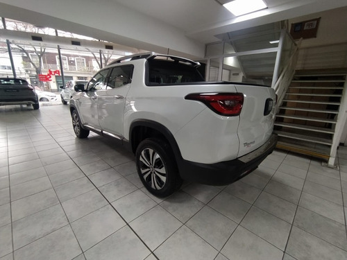 Imagen 5 de 23 de Fiat Toro 2.0 Volcano 4x4 At9 Diesel Automatica Stock #ca1