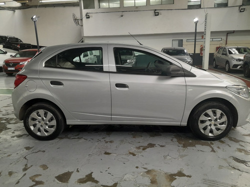 Imagen 6 de 12 de Chevrolet Onix 1.4 Lt 2016 - Centro Automotores