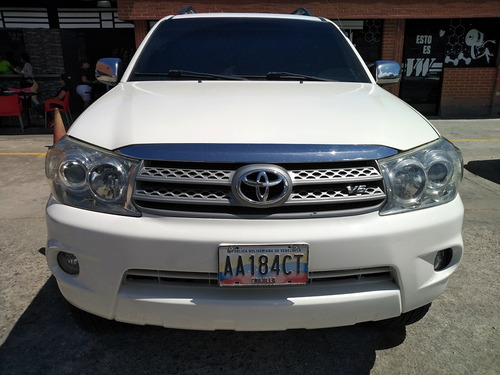Toyota Fortuner Sr5 7ptos Automatica 4x4