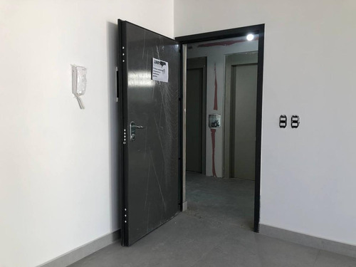 Imagen 9 de 10 de Oficina Planta Libre Con Cochera - Corredor Libertador