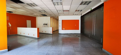 Imagen 1 de 14 de Renta - Local - Revolución - 711 M2 - Planta Baja