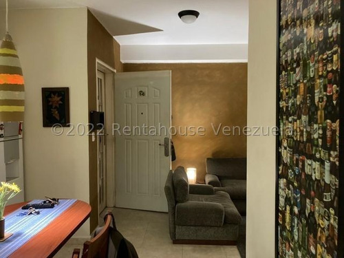 Imagen 6 de 15 de Gustavo Zavala Rentahouse 22-21282