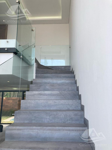 Casa En Venta En Via Cumbres Cancun