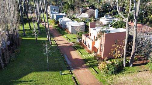 Venta Terreno, A Metros De La Playa, Pinares Punta Del Este