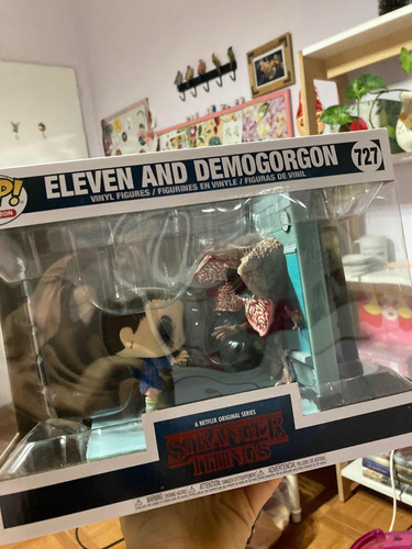 Funko Pop #727 Eleven And Demogorgon