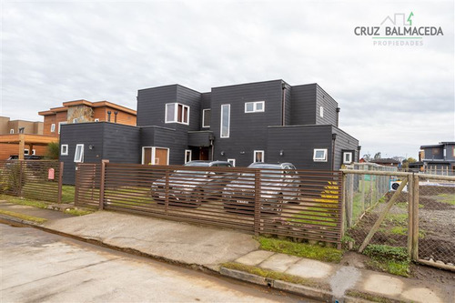 Casa En Venta De 5 Dorm. En Centenario Puerto Varas