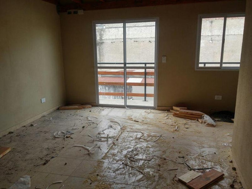 Imagen 3 de 7 de Munro - Monoambiente - 1 Baño - Doble Altura Con Entrepiso. En Venta