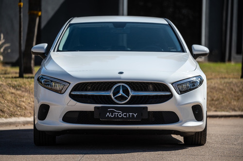 Imagen 19 de 25 de Mercedes Benz A 200 Progressive L18
