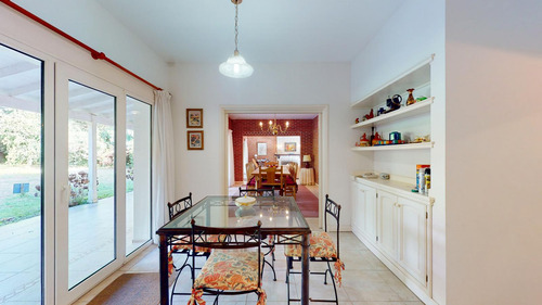 Casa De 6 Ambientes En Venta En Pinamar - Centro/iglesia A 300m Del Mar