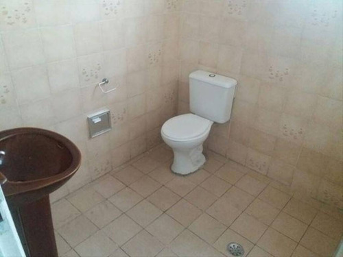 Imagem 30 de 30 de Casa Enorme Em Otimo Estado Bom Para Morar Com Sua Familia Casa Bem Espaçosa Proximo Tambem De Mercados Farmacias Praia Do Itarare Em Uma Das Melhores Ruas De São Vicente Tambem Fica Proximo Do Batal