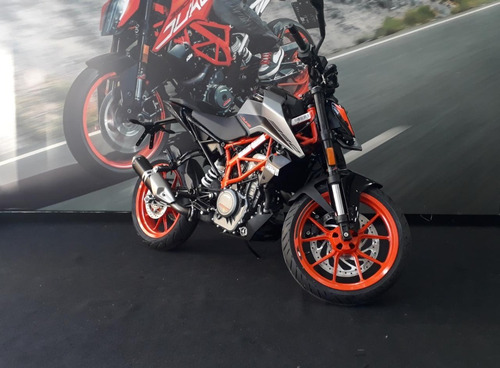 Imagen 3 de 16 de Moto 0km Naked Calle Pista Ktm Duke 390 Urquiza Motos