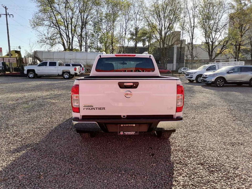 Imagen 4 de 14 de Nissan Np300 Frontier 2018 2.5 Le Aa Mt