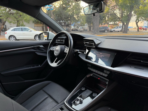Audi A3 1.4 Sedán 35tfsi Select At Dsg