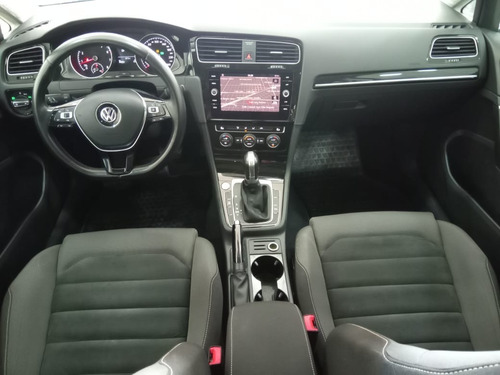 Imagen 21 de 25 de Volkswagen Golf 1.4 Tsi Dsg Highline Azul