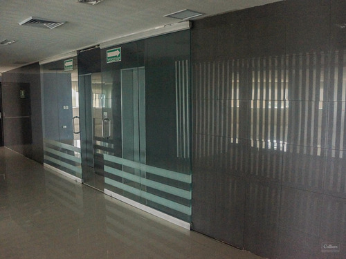 En Renta Oficinas Corporativas Semi-acondicionadas En Torre Banamex, Piso 7, Mérida, Yucatán