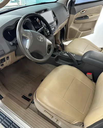 Toyota Fortuner 2013
