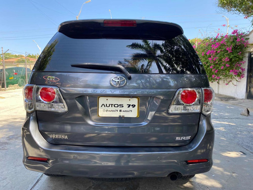 Toyota Fortuner Blindada Nivel 2