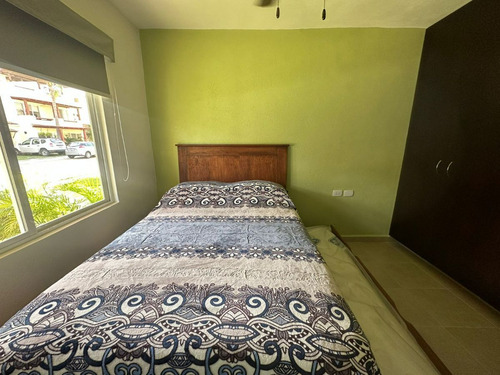 Hermosa Villa En Renta Con Increíble Zona De Alberca Cerca De La Playa