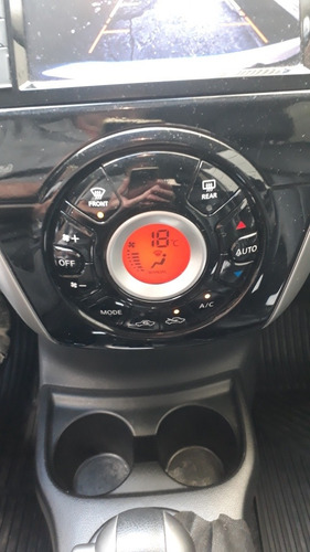 Imagem 10 de 10 de Nissan Versa 2019 1.6 16v Sl Aut. 4p