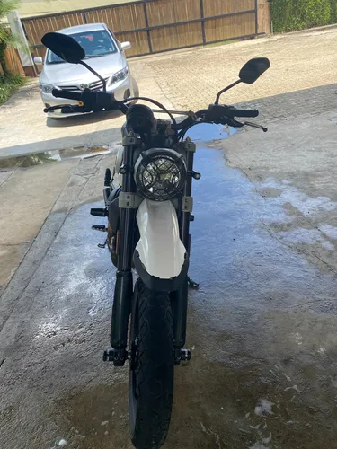 Ducatti Scrambler Desert Sled