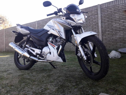 Imagen 2 de 4 de Yamaha Ybr 125z