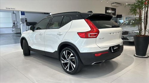 Volvo XC40 1.5 t5 Hybrid R-design Fwd Geartronic