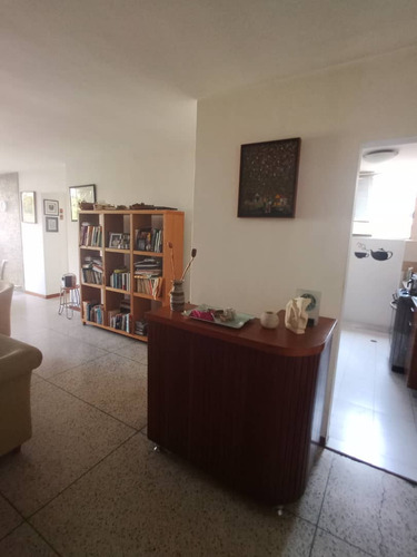 Los Palos Grandes, 3ra. Transversal,