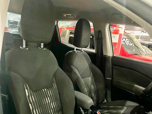 Fiat Toro 1.8 16V EVO FREEDOM AT6