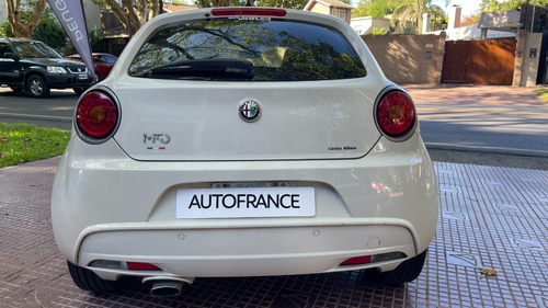 Imagen 11 de 25 de Alfa Romeo Mito Junior Jd
