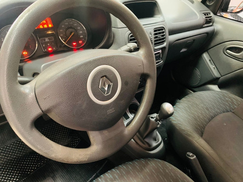 Imagem 8 de 10 de Renault Clio - 2014/2015 1.0 Expression 16v Flex 4p Manual