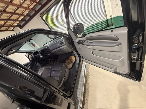 Ford F-250 4.2 Td Xlt 2p