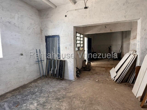 Ana Torres. Local Comercial En Venta 2518189 En El Paraíso
