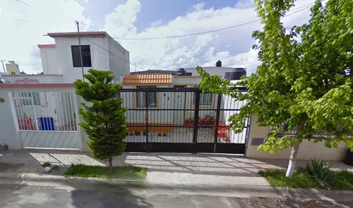 Sg- Casa En Remate Bancario En Ristra, Fracc Hacienda El Cortijo , Saltillo, Coahuila.