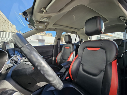 Chevrolet Groove PREMIER MT
