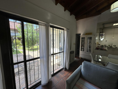 Casa En Venta En Juan B Justo 1700